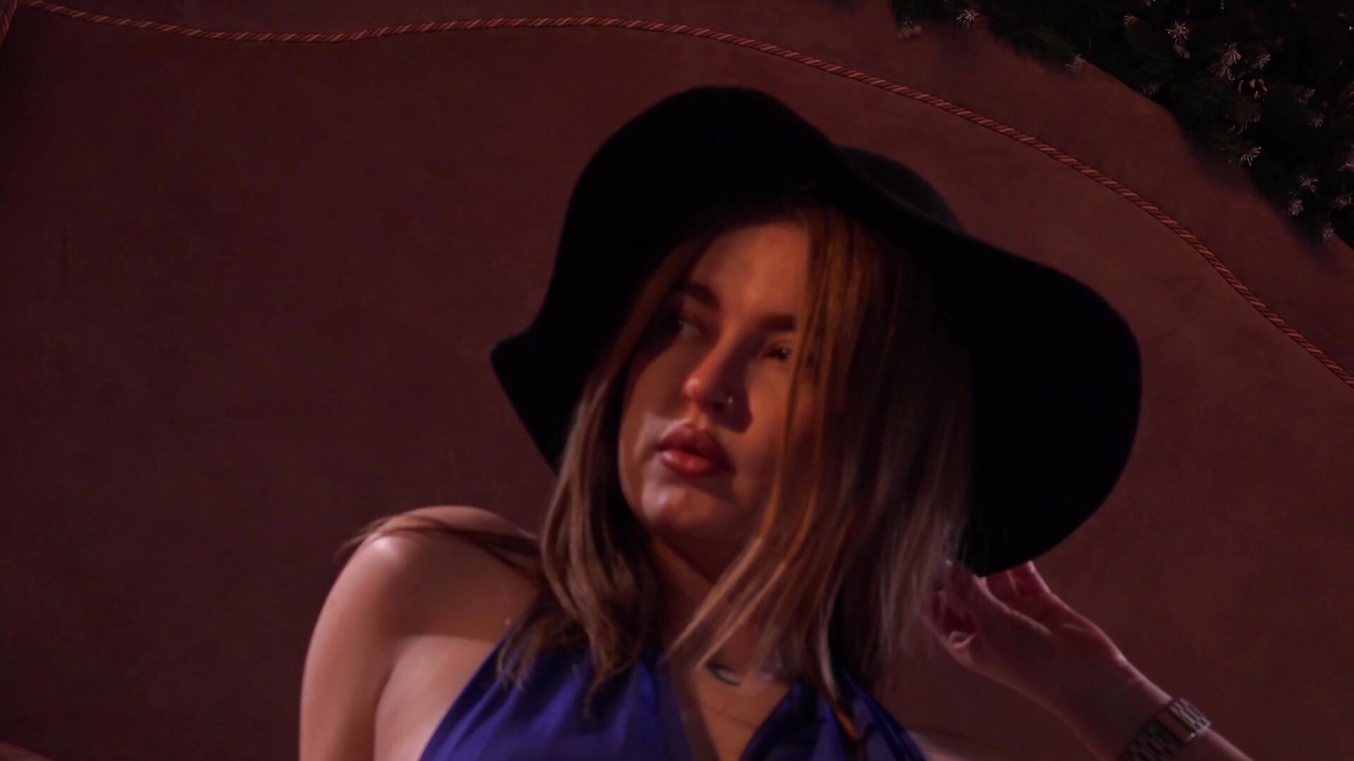 teasing - vídeo de ViolettaLopez modelo de câmara