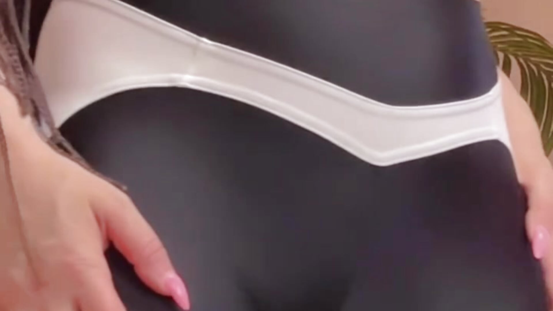 Sports outfit - video by Cutie_orgasm cam model