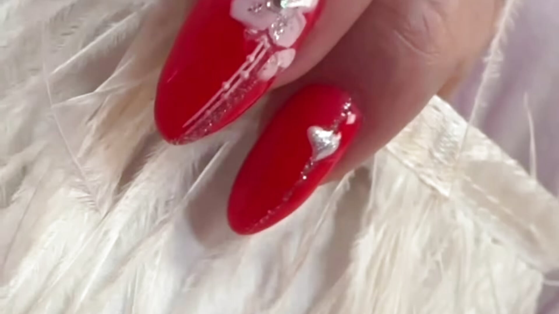 My red nails with love - video by Cutie_orgasm cam model
