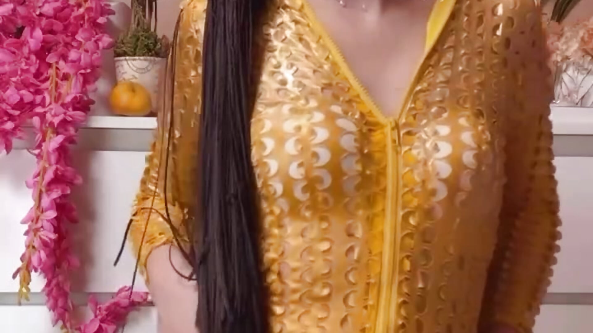 My sexy dance - video by Cutie_orgasm cam model