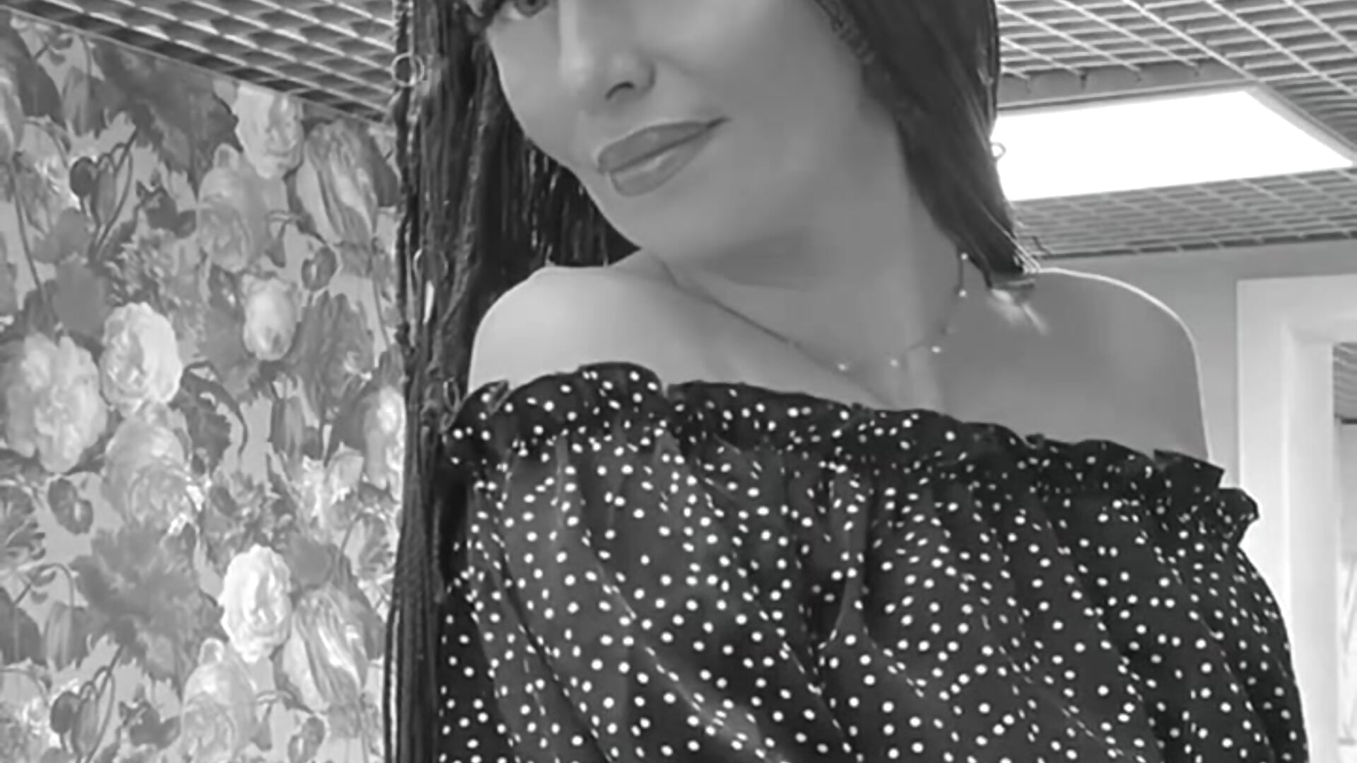 In black - video by Cutie_orgasm cam model