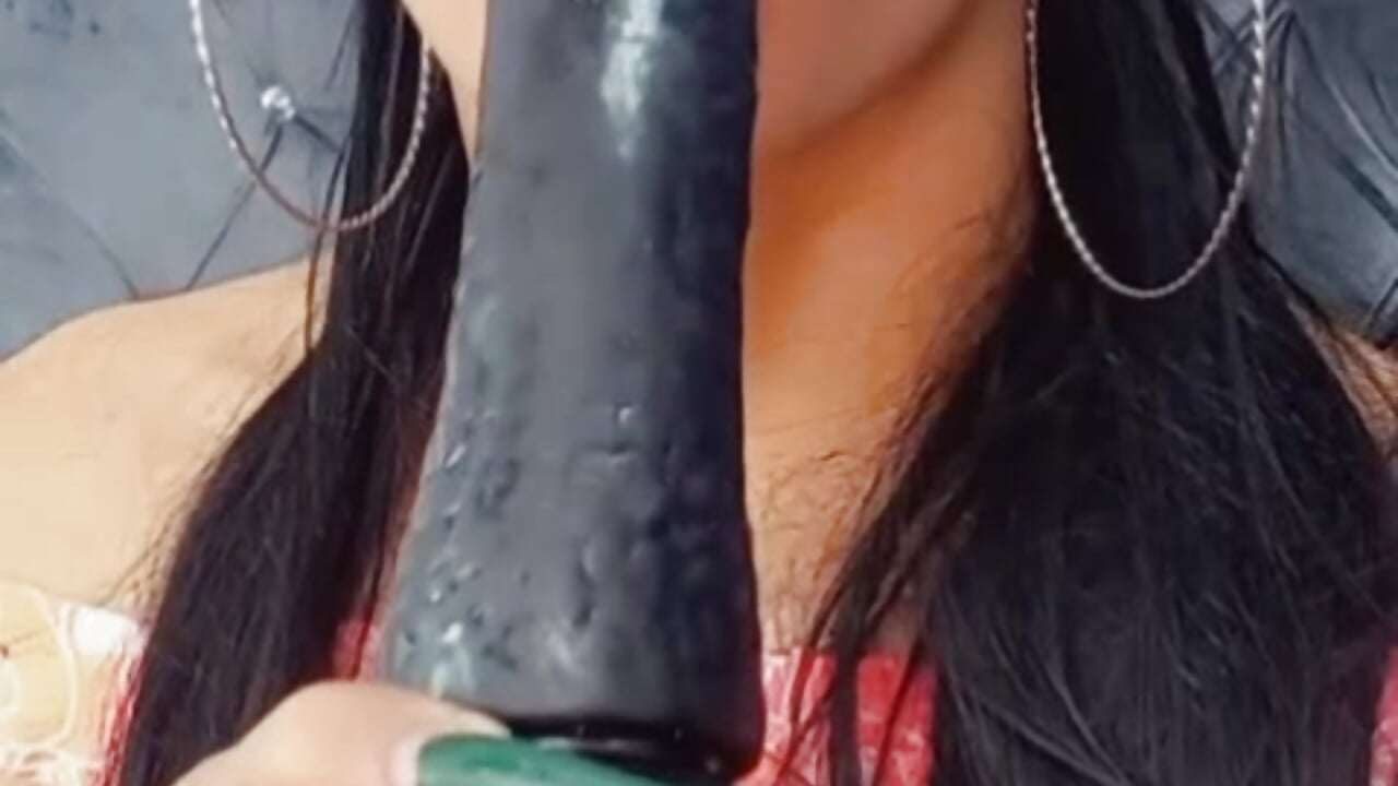 Deep throat welcome - Vídeo de LaColorina_, modelo de vídeos