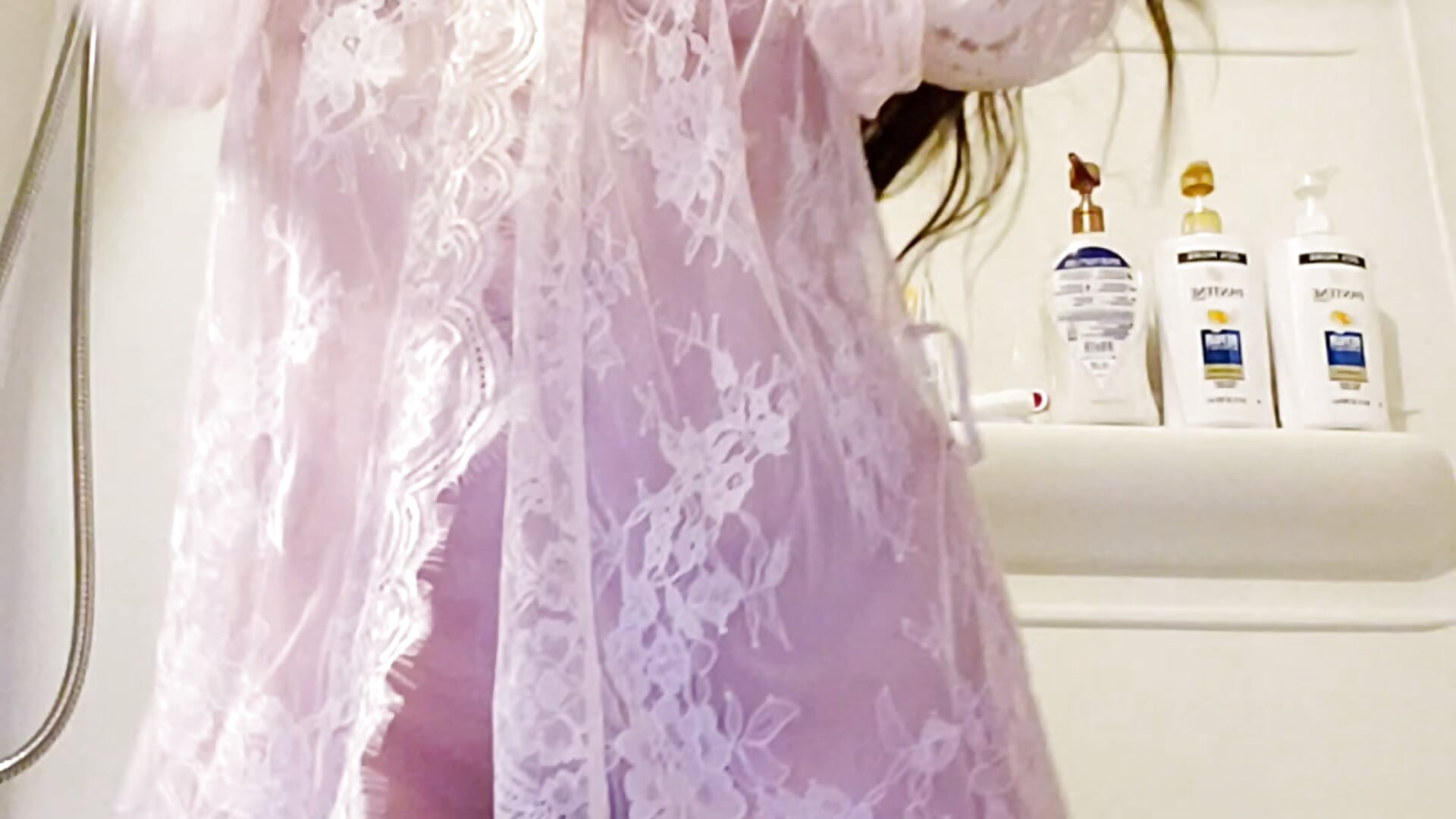 Come through - video by Angelicaskeet cam model