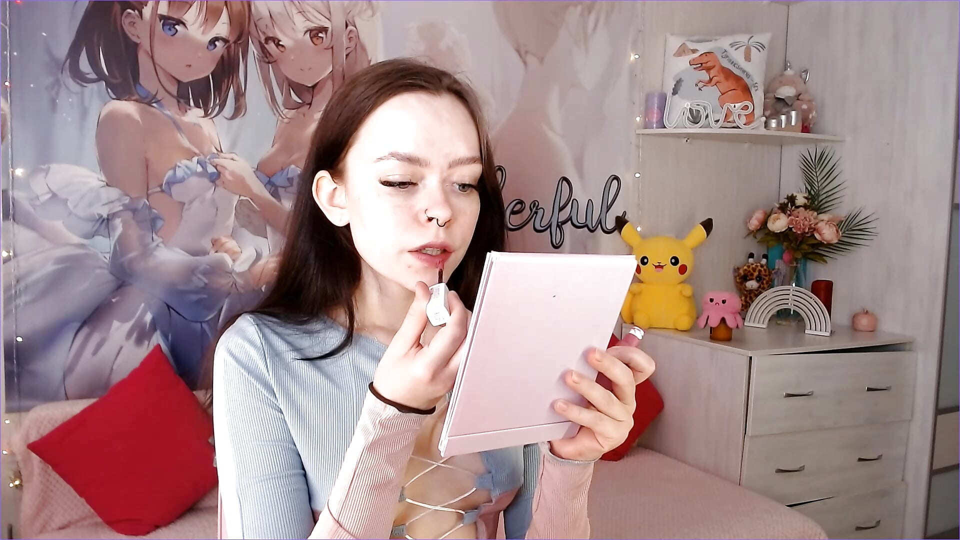 My tasty pink lips - video by SashaCopeland cam model