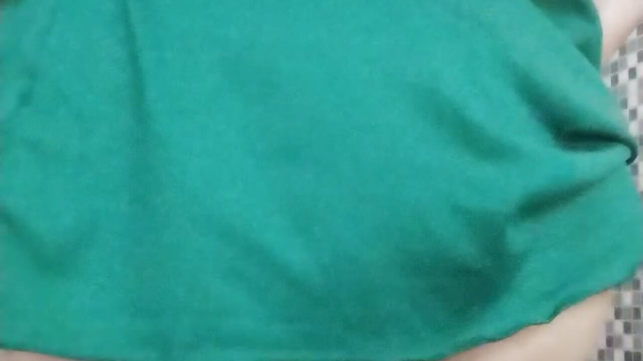 Make me happy - video by SalientClean cam model