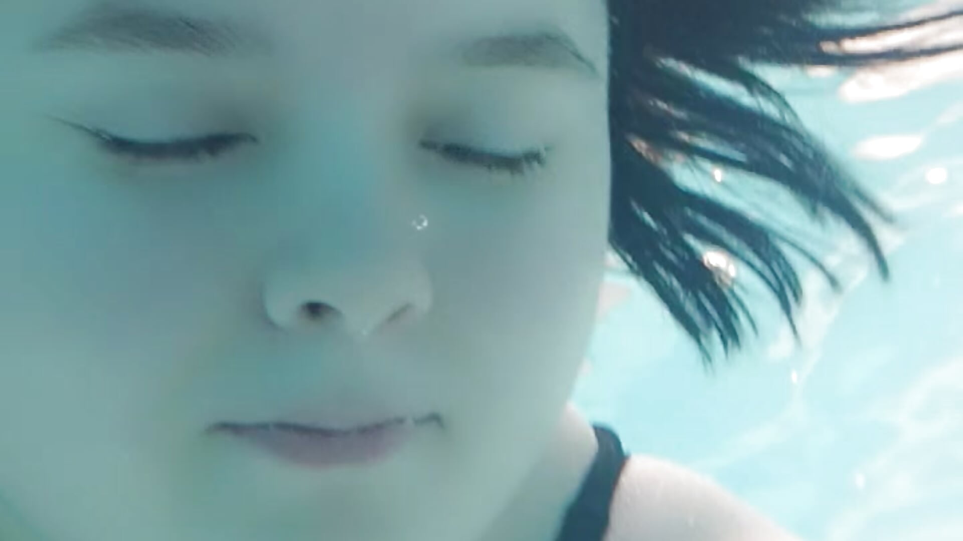 In pool — filmik LittleShyy, modela(-lki) na kamerkach