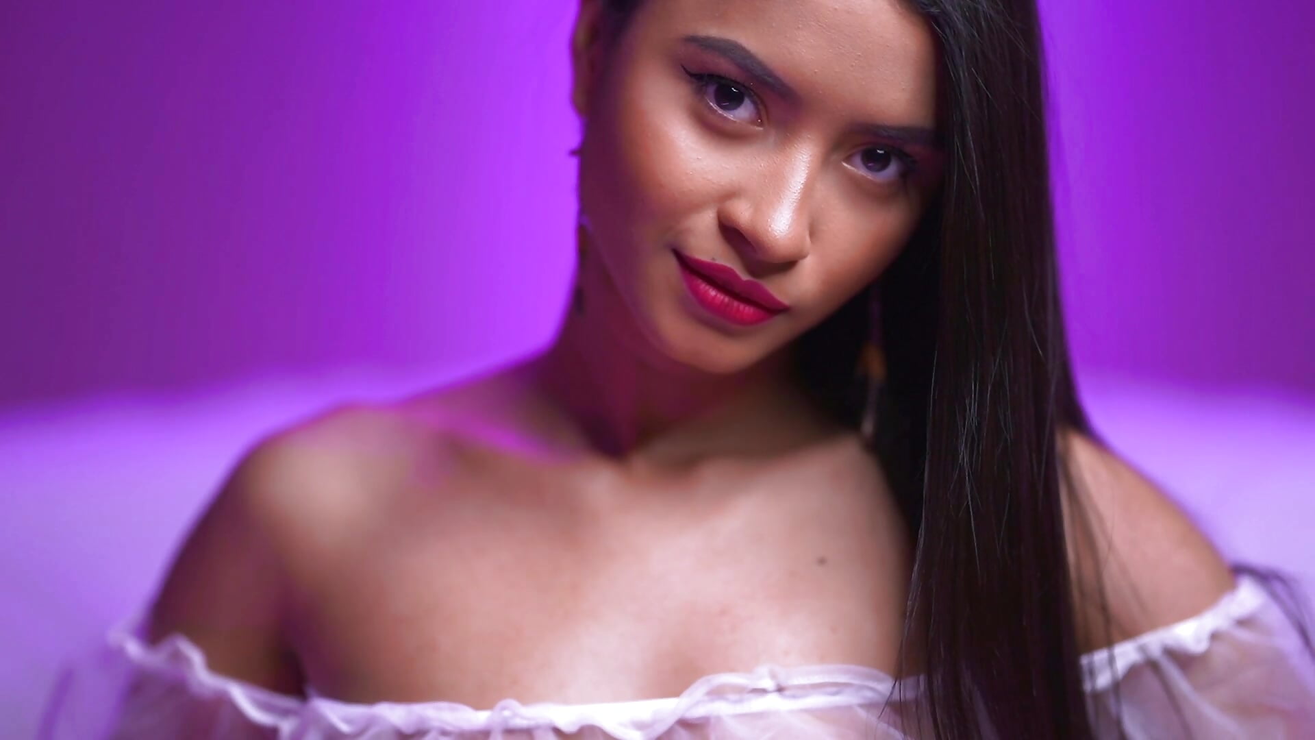 ♥ - video by PaulinaBelushi cam model