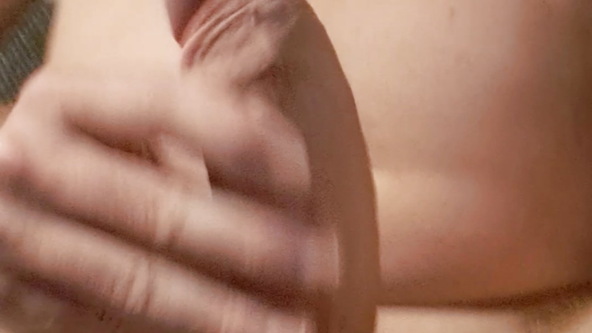 Cum load – video modela na kameri Vexento99