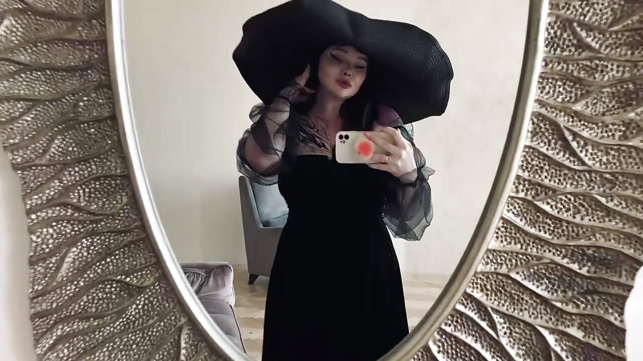 Mother of vampires - MommyWantsPleasure 캠 모델의 동영상