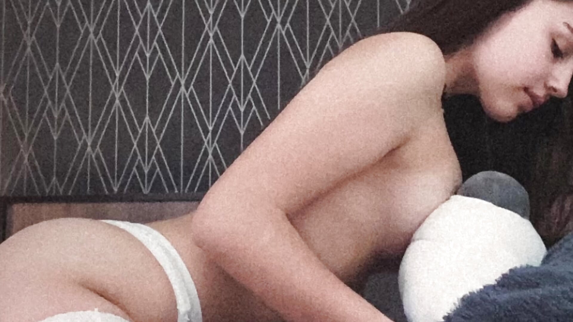 How do you feel? - video by Princess_Afina cam model