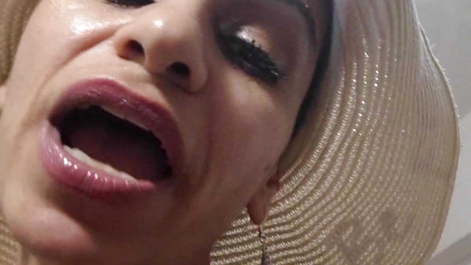 VID-20250503-WA0000YEWR 2025 - video của người mẫu cam hotSANDRA_STARR