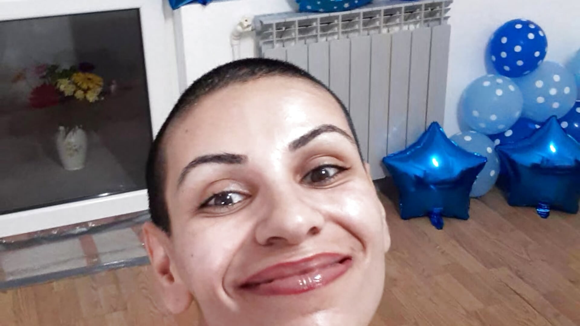 BIRTHDAY 20TH AUGUST - video của người mẫu cam hotSANDRA_STARR