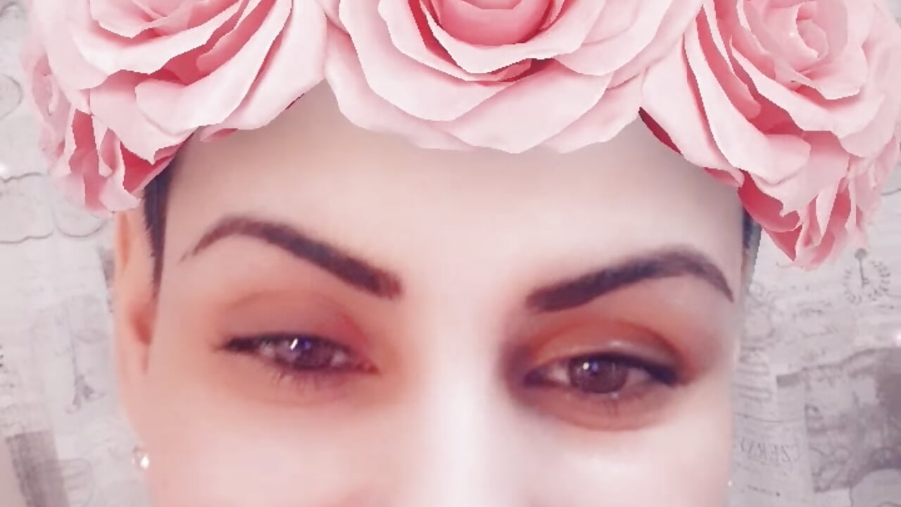 year 2024 valentine day cupidon bring me   tokens i deserve - video của người mẫu cam hotSANDRA_STARR