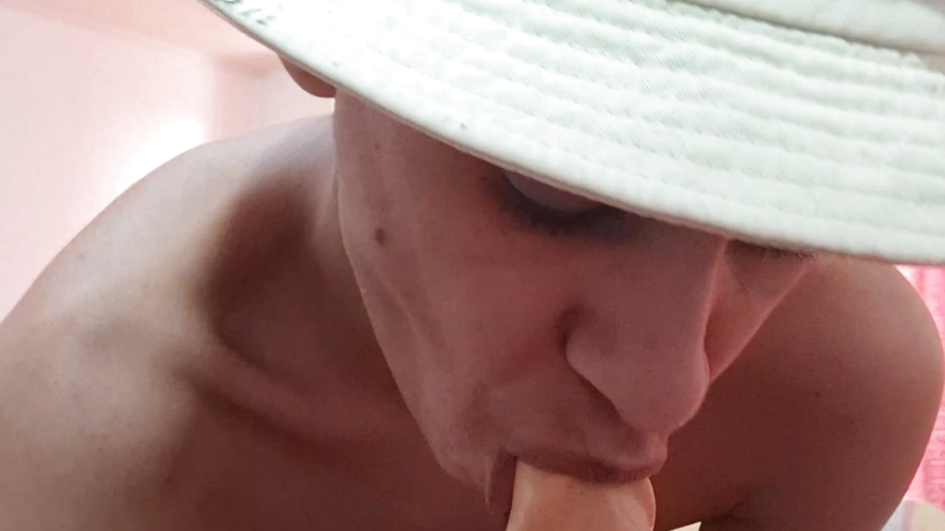 20250428_190140 YEAR 2025 🩴🩴c0ck suck - video của người mẫu cam hotSANDRA_STARR