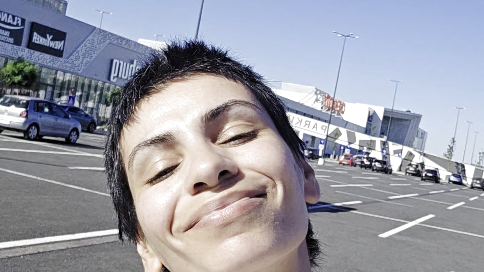 1000006924 year 2025 - video của người mẫu cam hotSANDRA_STARR