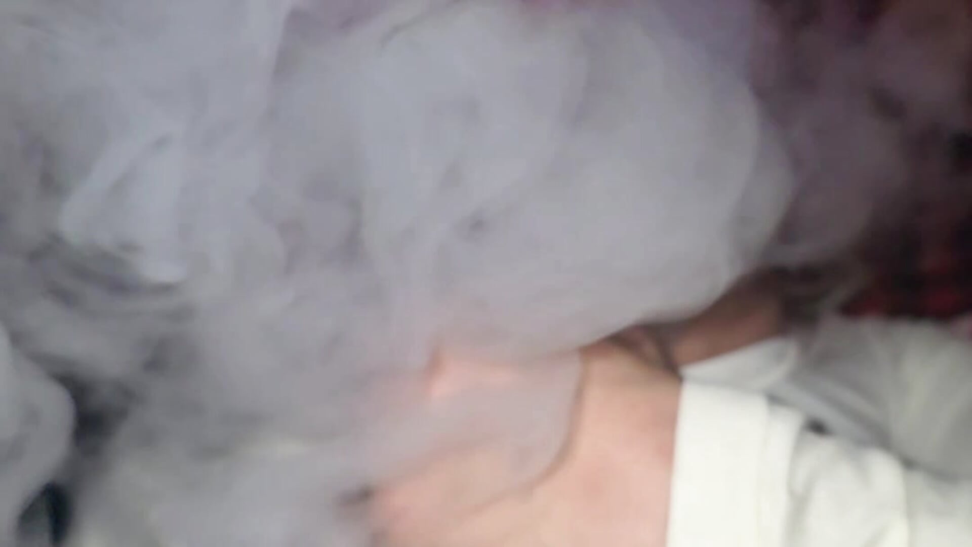 Cloudy fun - video by BornHungLow cam model