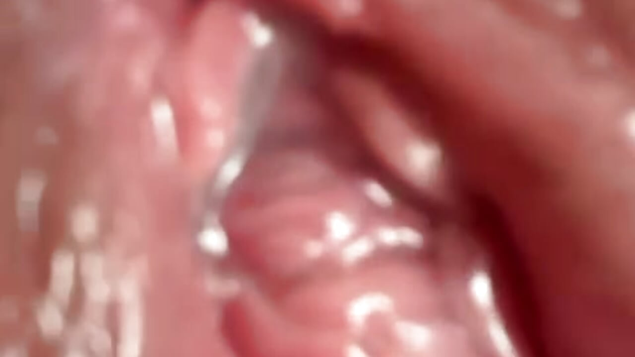 Look how wet my pussy gets after you touch me 🥵💦 - video by Kim_Blane cam model