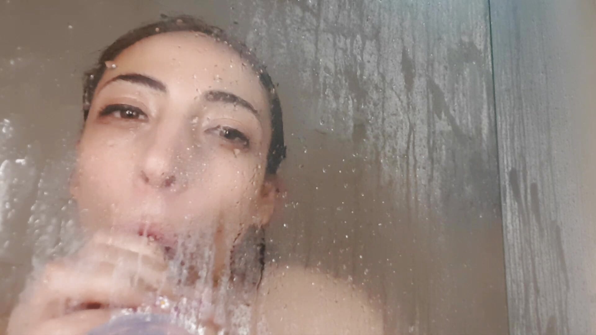 Blow Job in the shower - video by VickyHoult cam model
