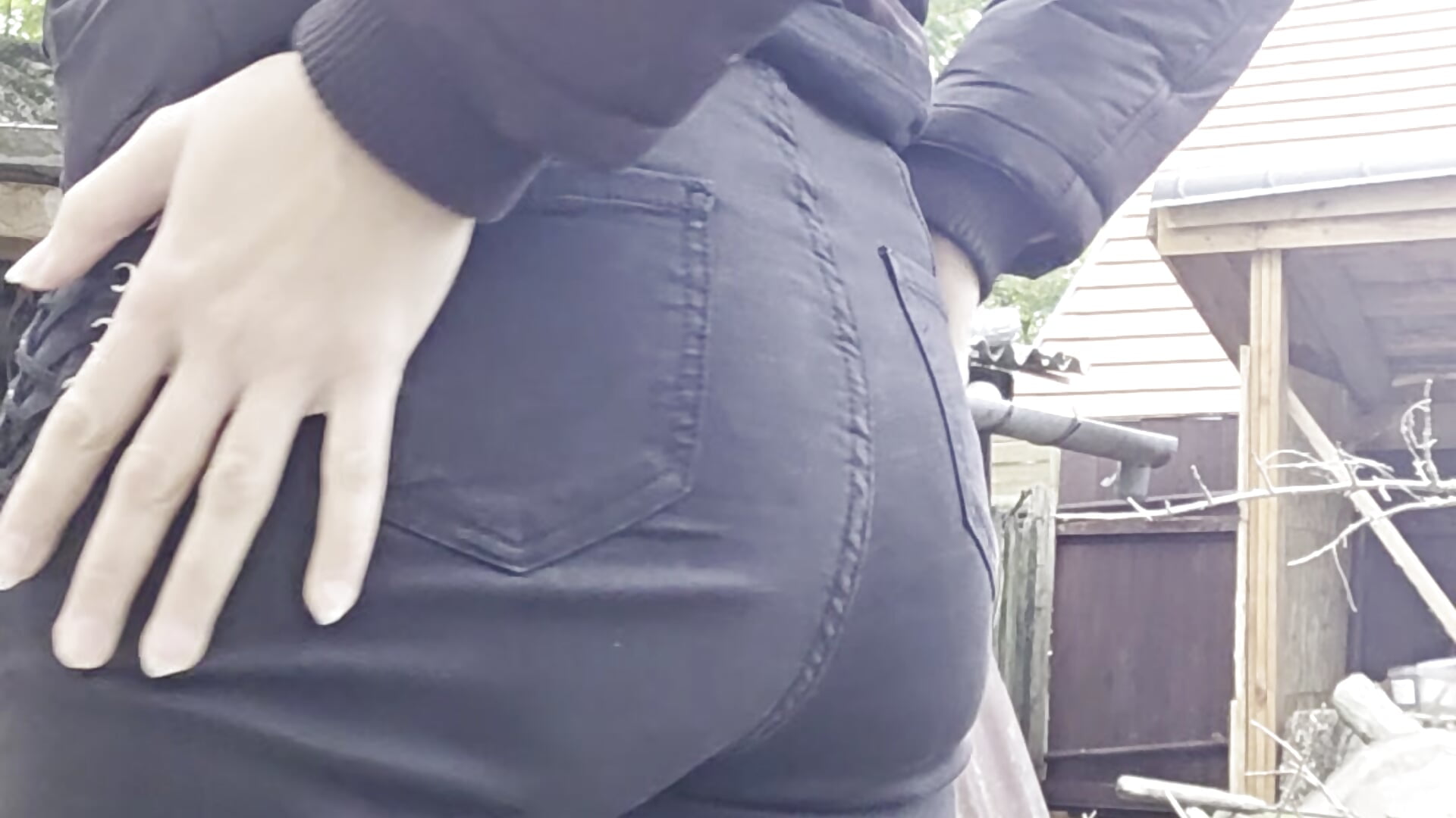 Imádom a feketét🖤🤘 - video by Analimado18 cam model