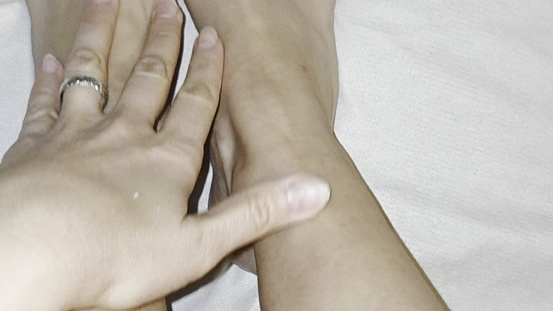 Szexy lábak+piros körmök.. - video by Analimado18 cam model