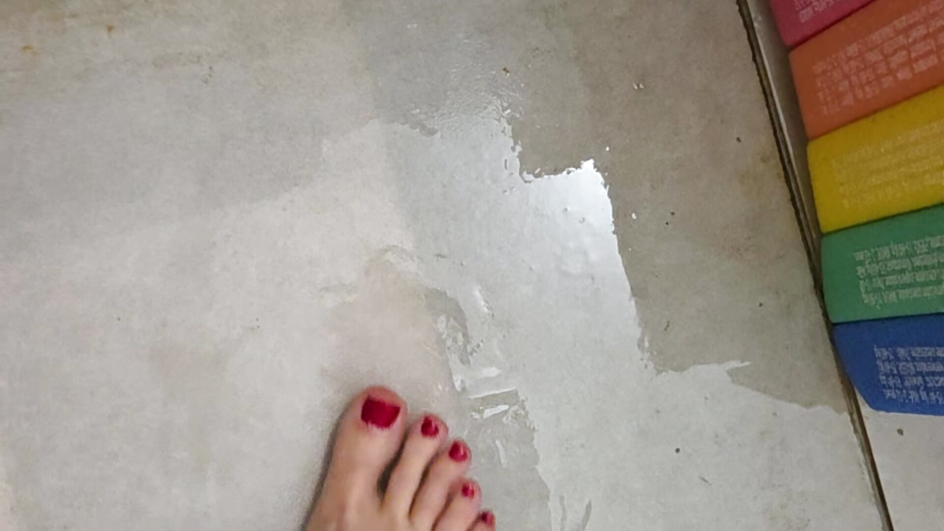 A little bit of mischief with my foot☺️. - video by Analimado18 cam model
