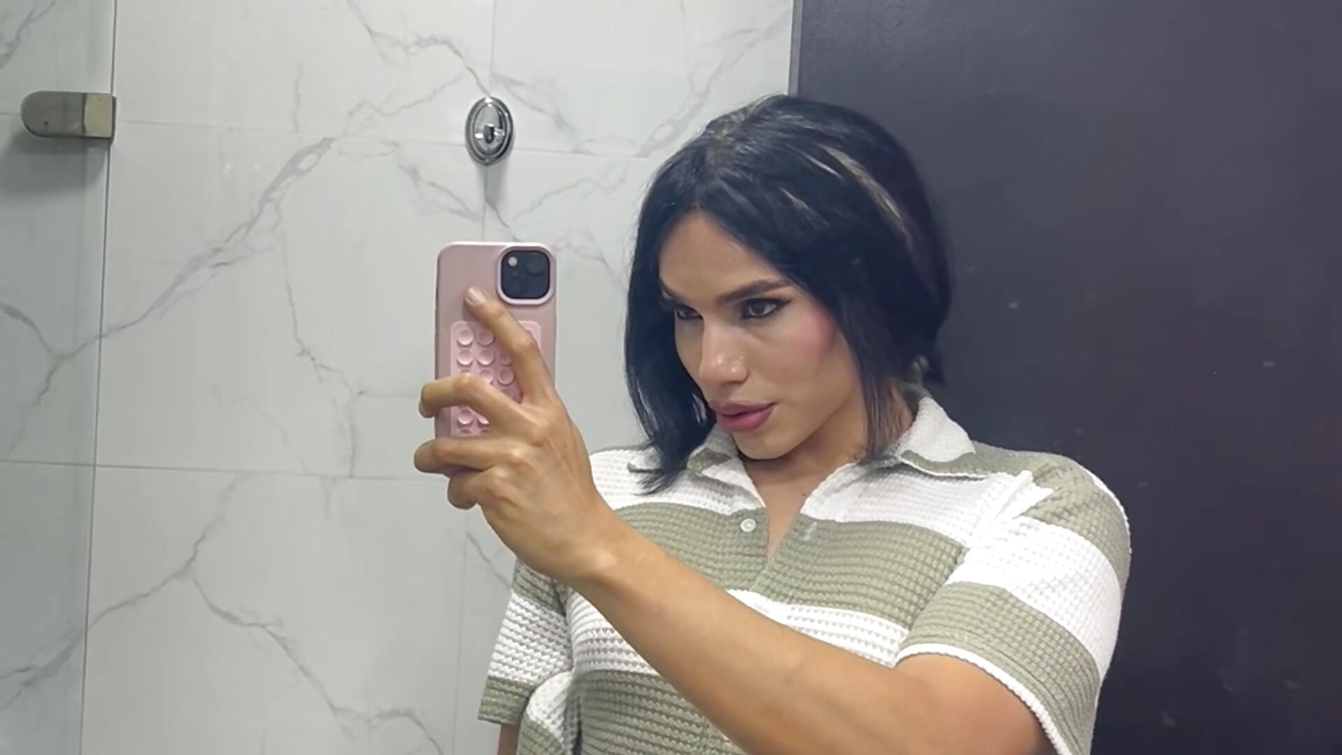 🍆– lworales kameramodell videója
