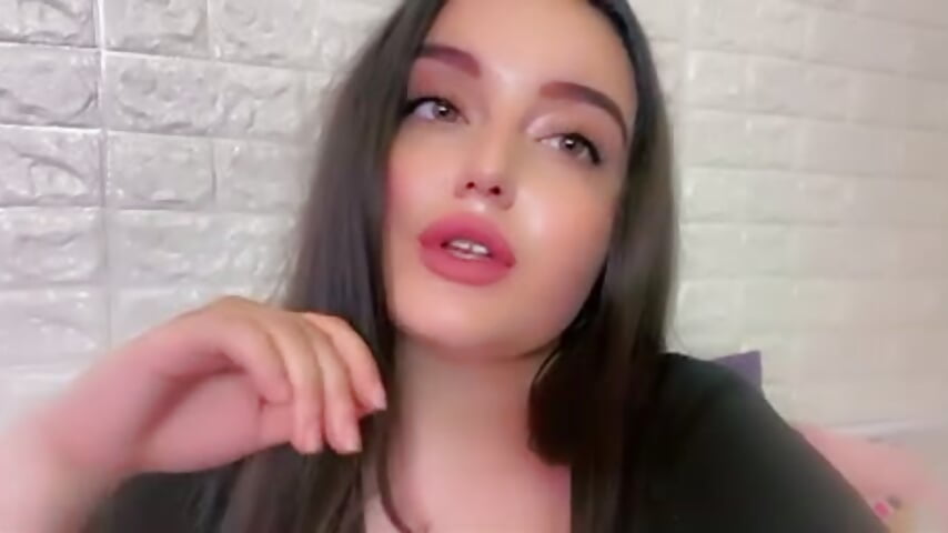 Many kisses - video by Alison____ cam model
