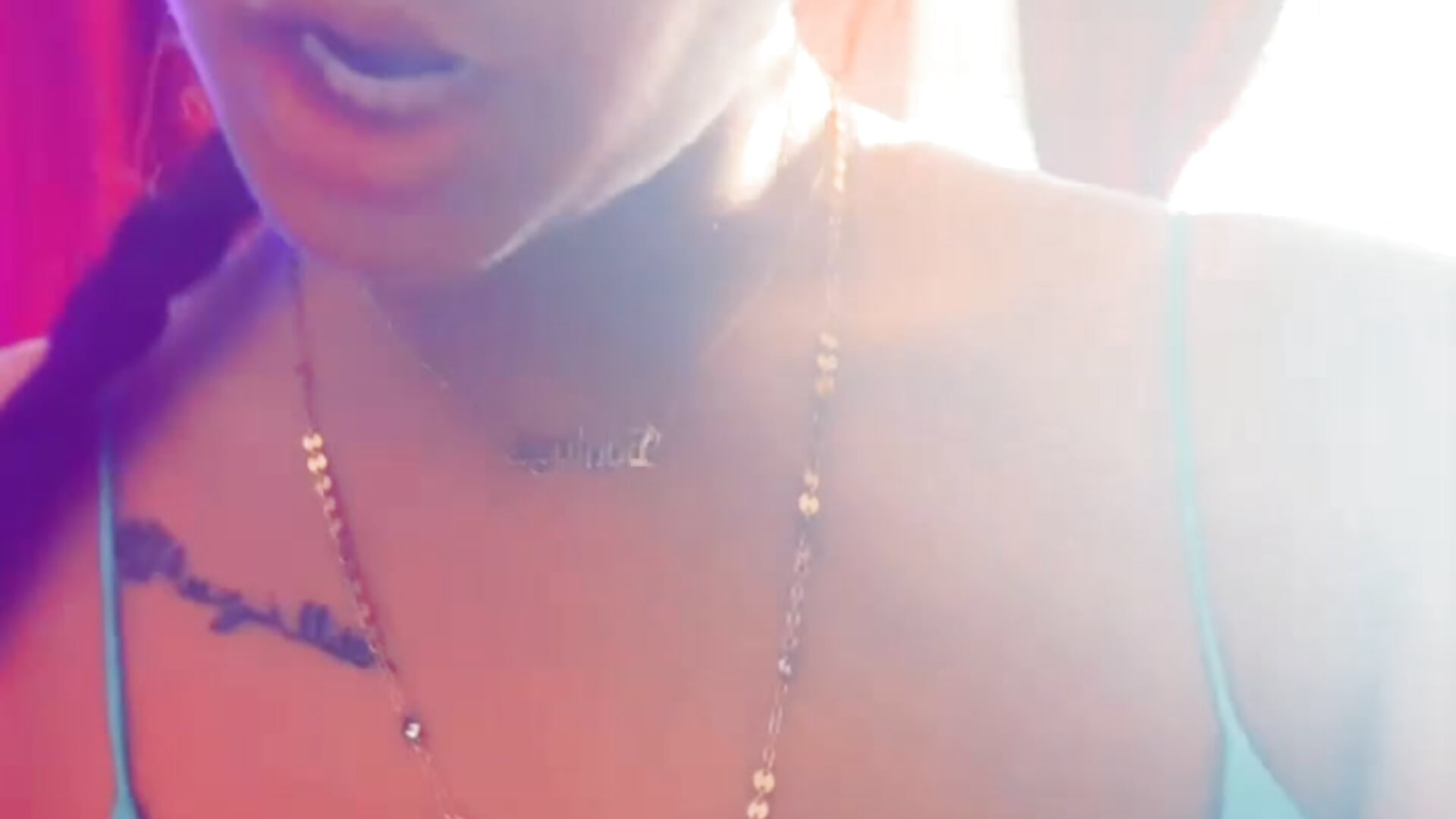 Cross your mind? - video by DesereaRose cam model