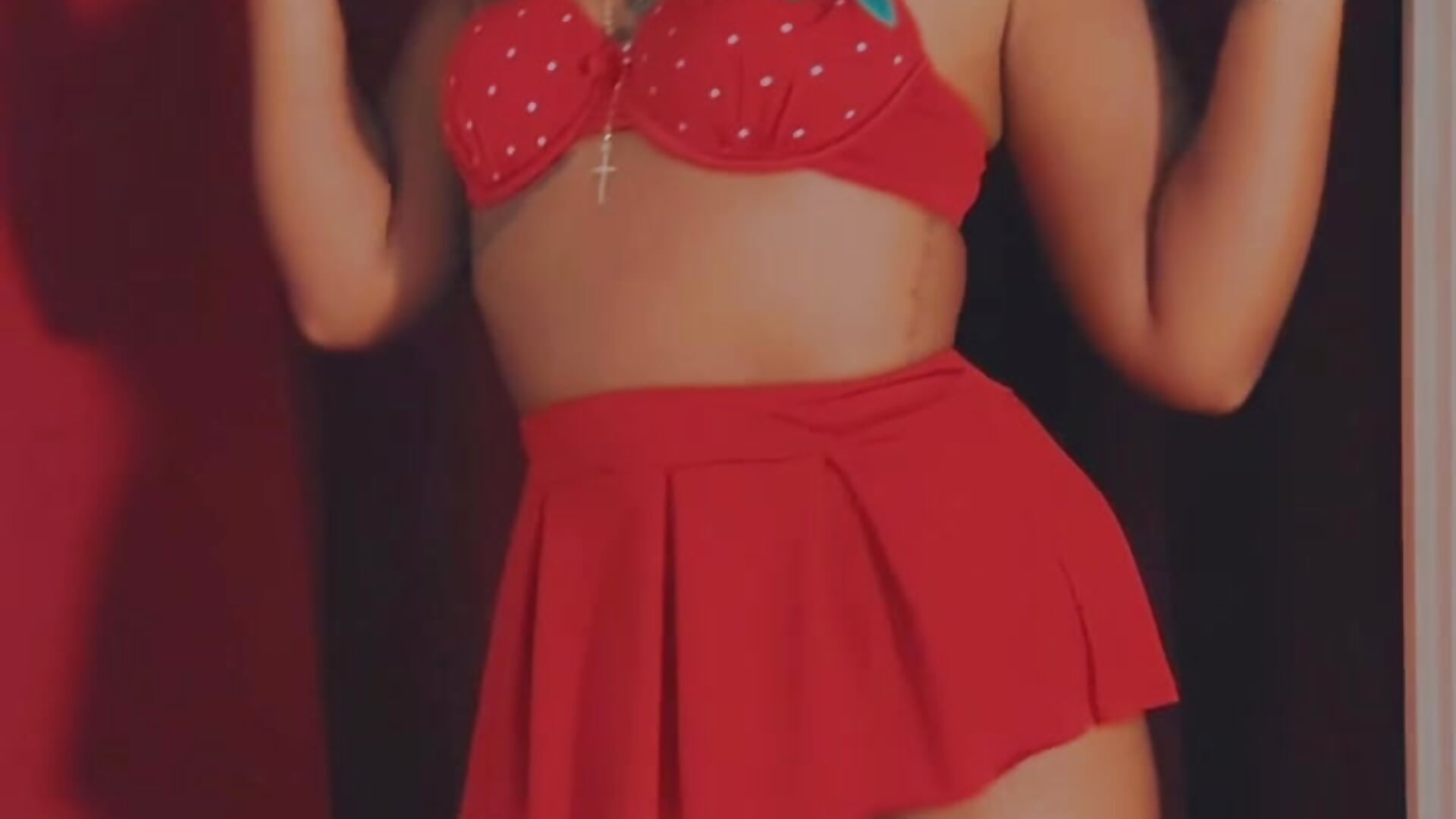 Des is gone, Miss May got it from here - video oleh model kamera Phoenix_May