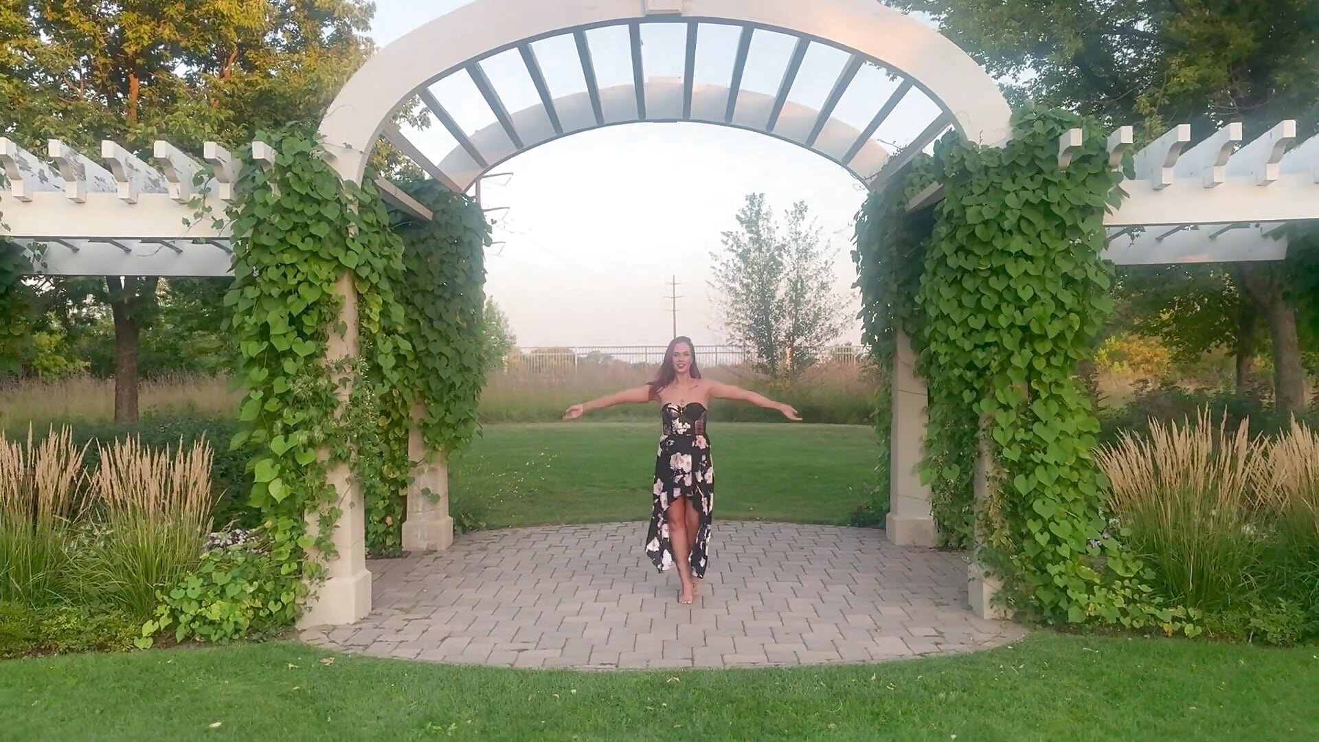 Welcome! - video by DesereaRose cam model