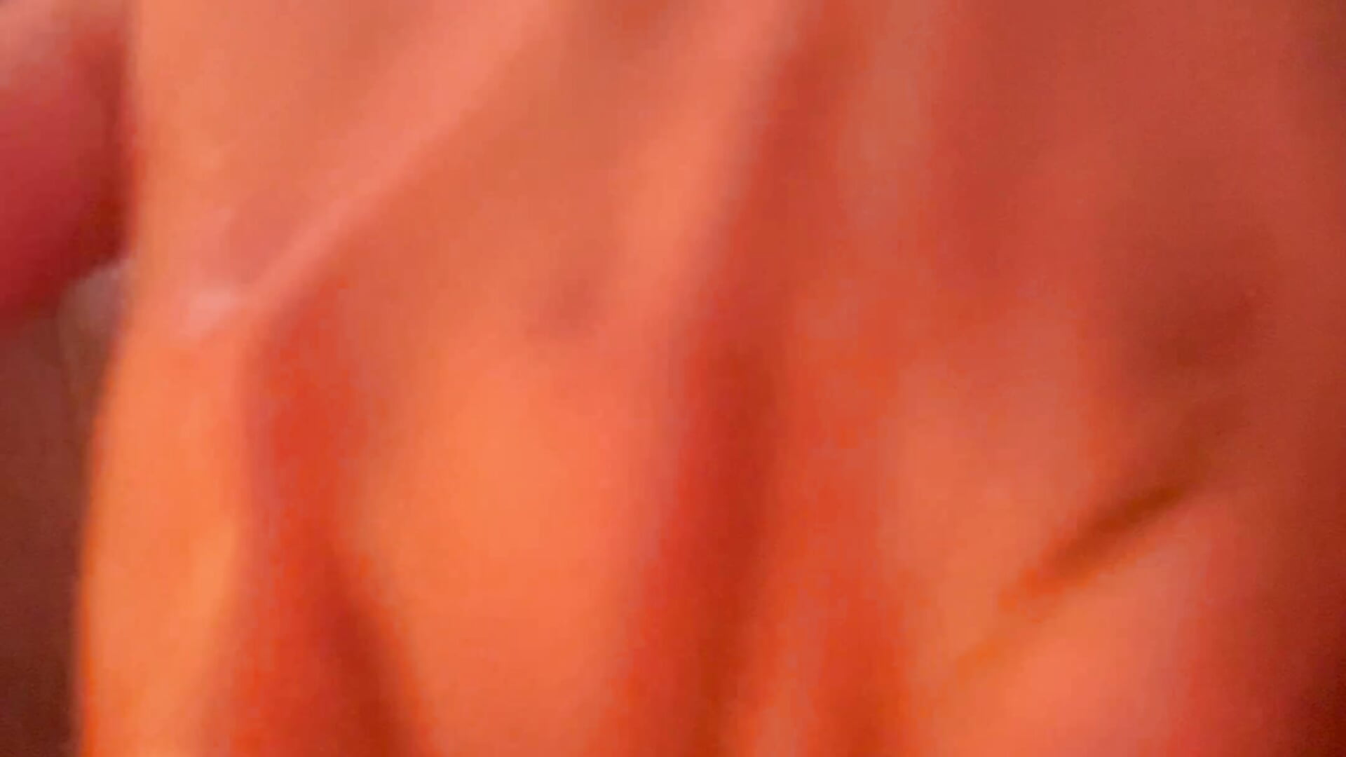 Risky Squirt in Public Tanning Salon - video by Phoenix_May cam model