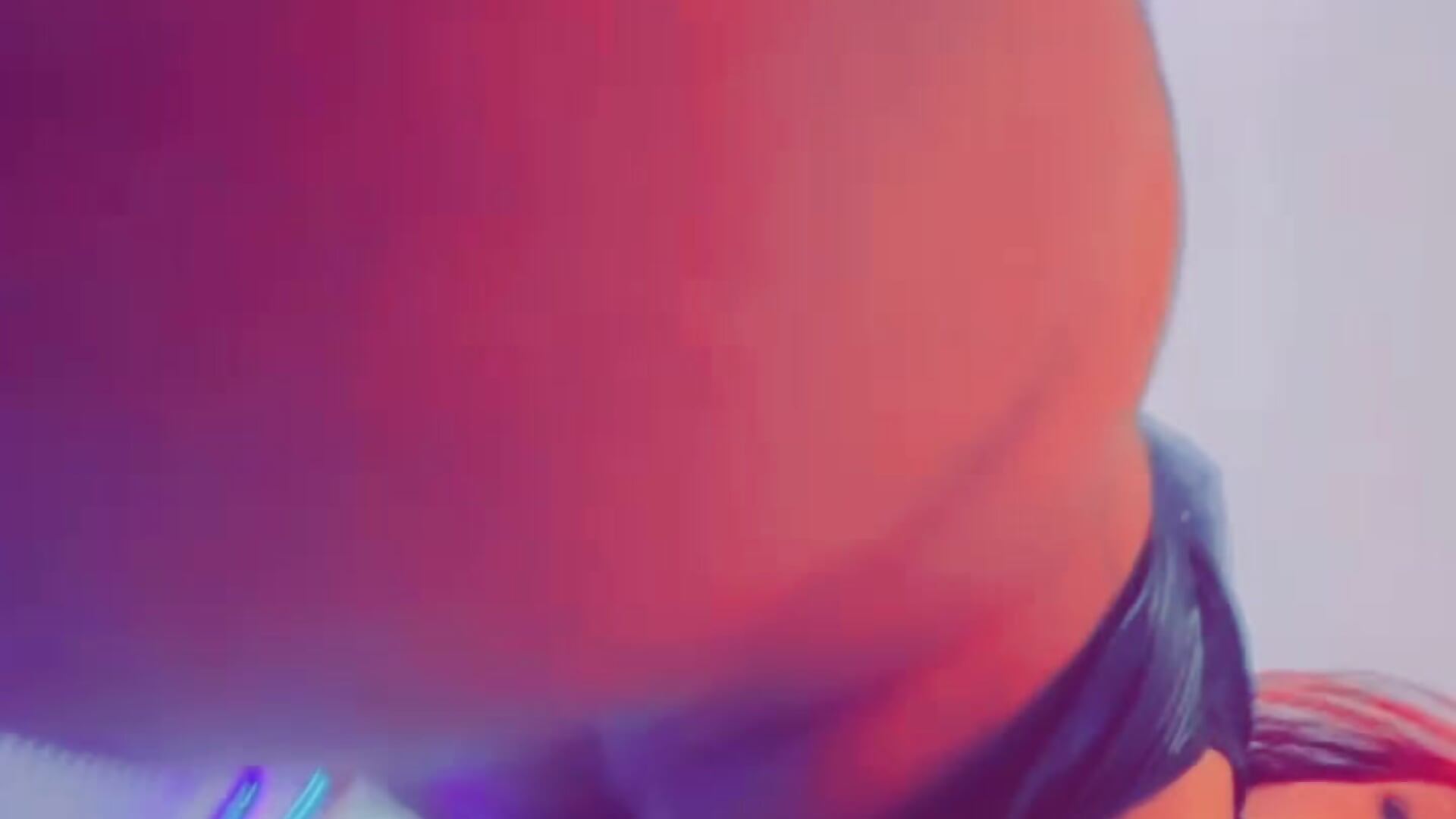 Squirt Queen 💯 - vídeo de DesereaRose modelo de câmara