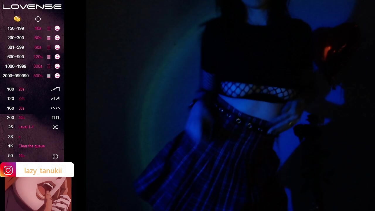 dances - video by LazyTanukii cam model