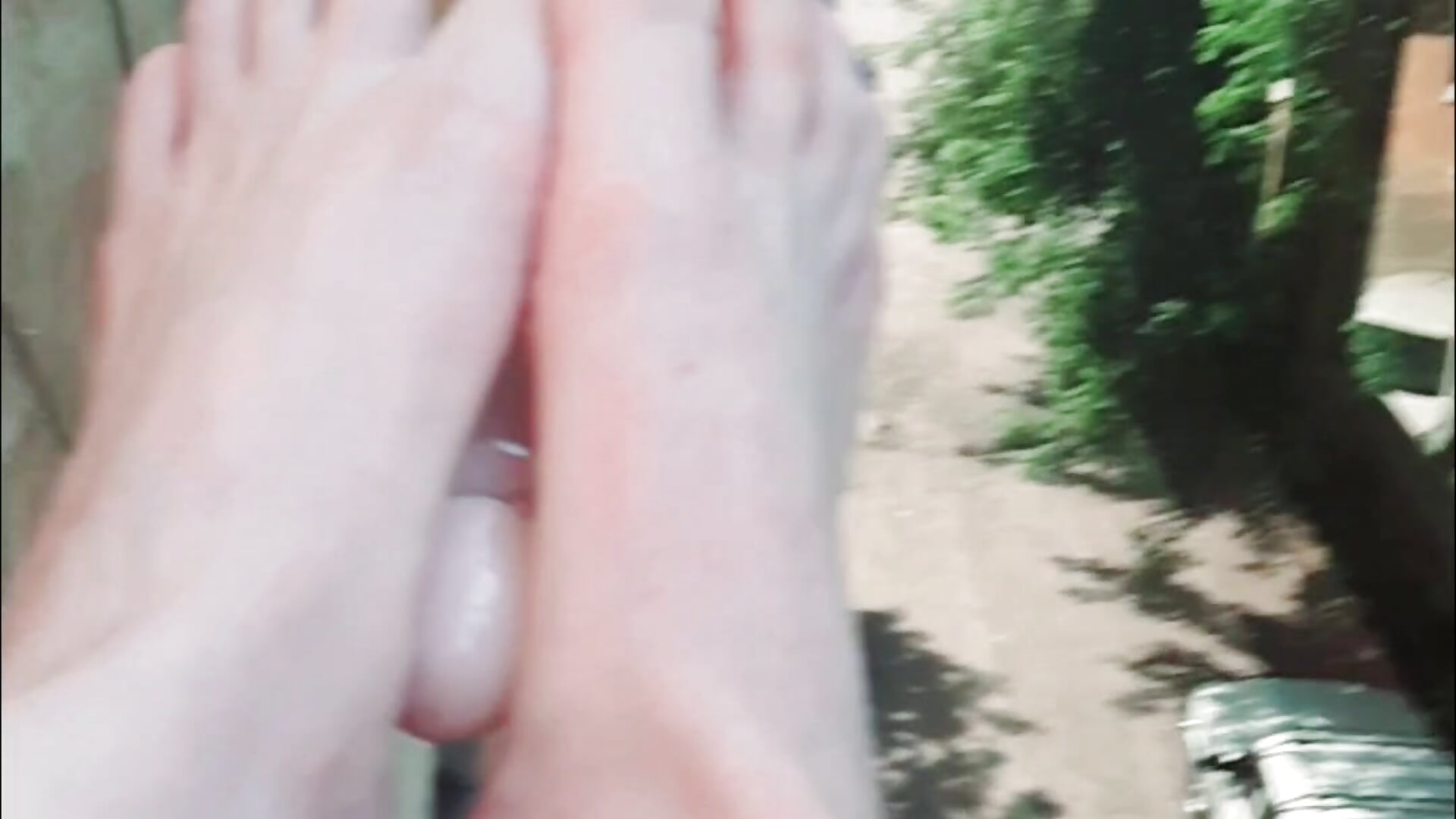 dildo and feet ♡ - video by LazyTanukii cam model