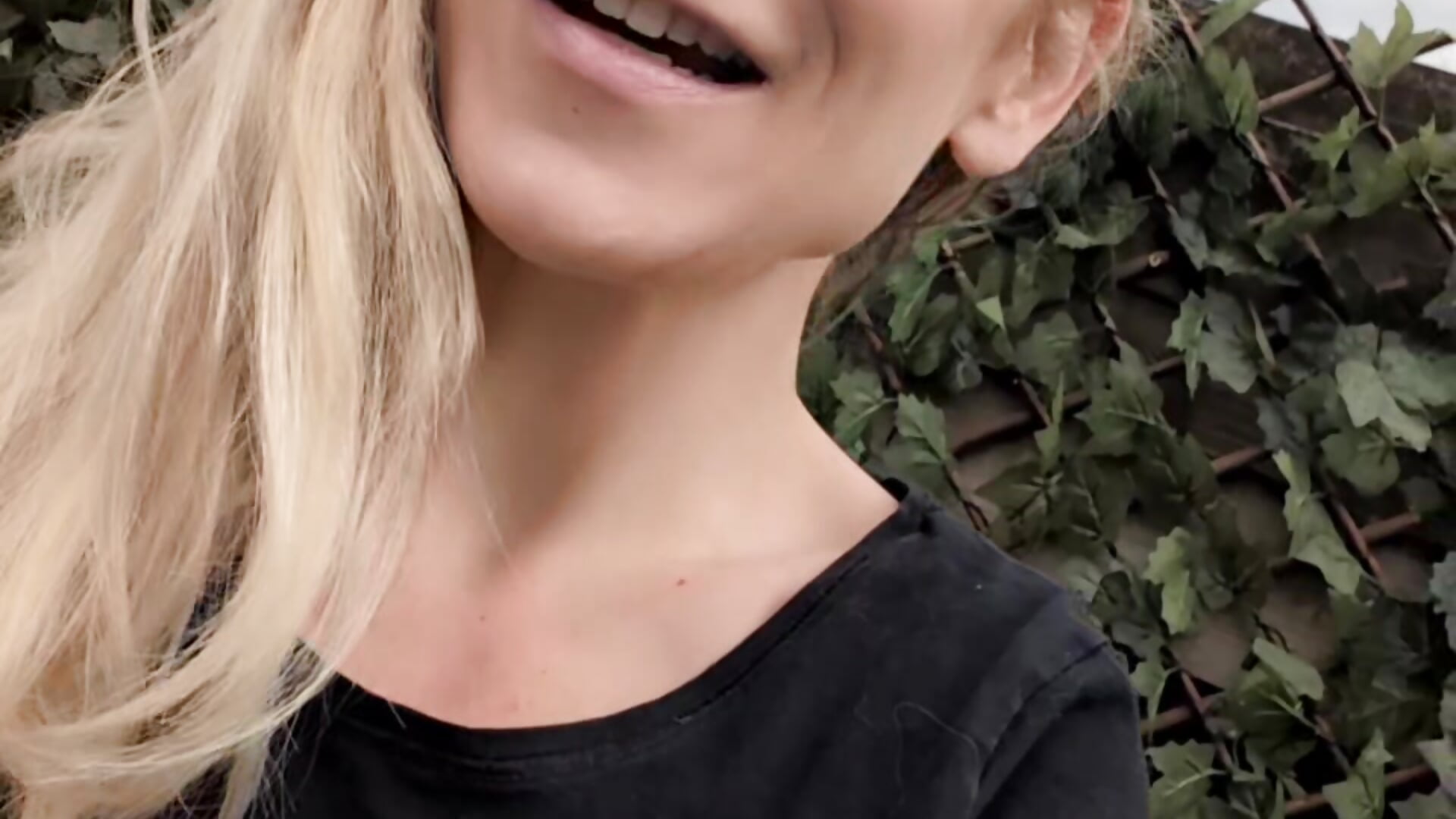 🐇🌹💯❤️ - video by NaomiAndFriends cam model