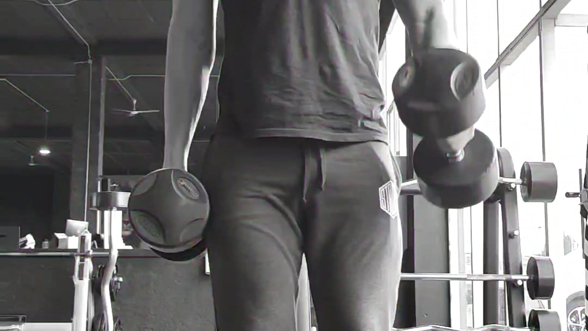 Working out/ entrenando - video by towers_j cam model