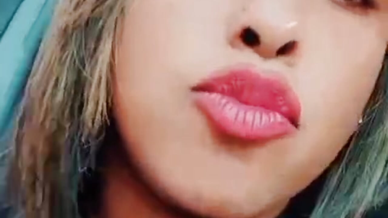 If I offered to cook for you in lingerie and heels what would you say..... – video af Indian_Shine cam-model