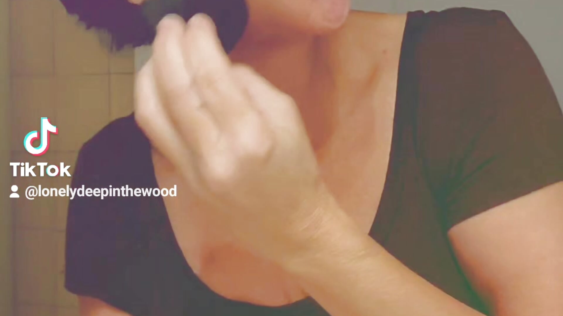Lonelydeepinthewood - video by DancingQueenCat