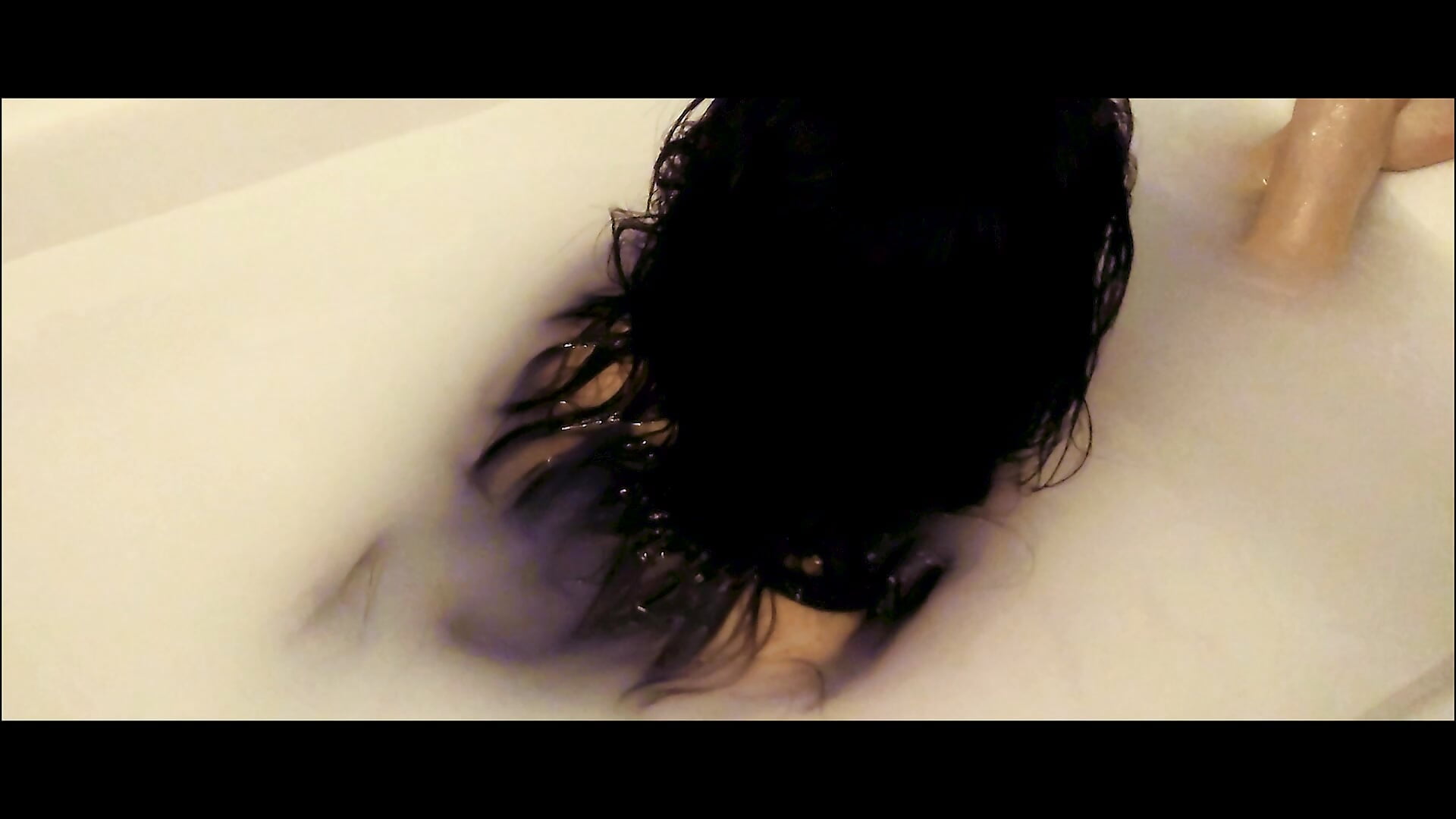 bathroom:fire::inlove: - video by Victoria__Secrets cam model