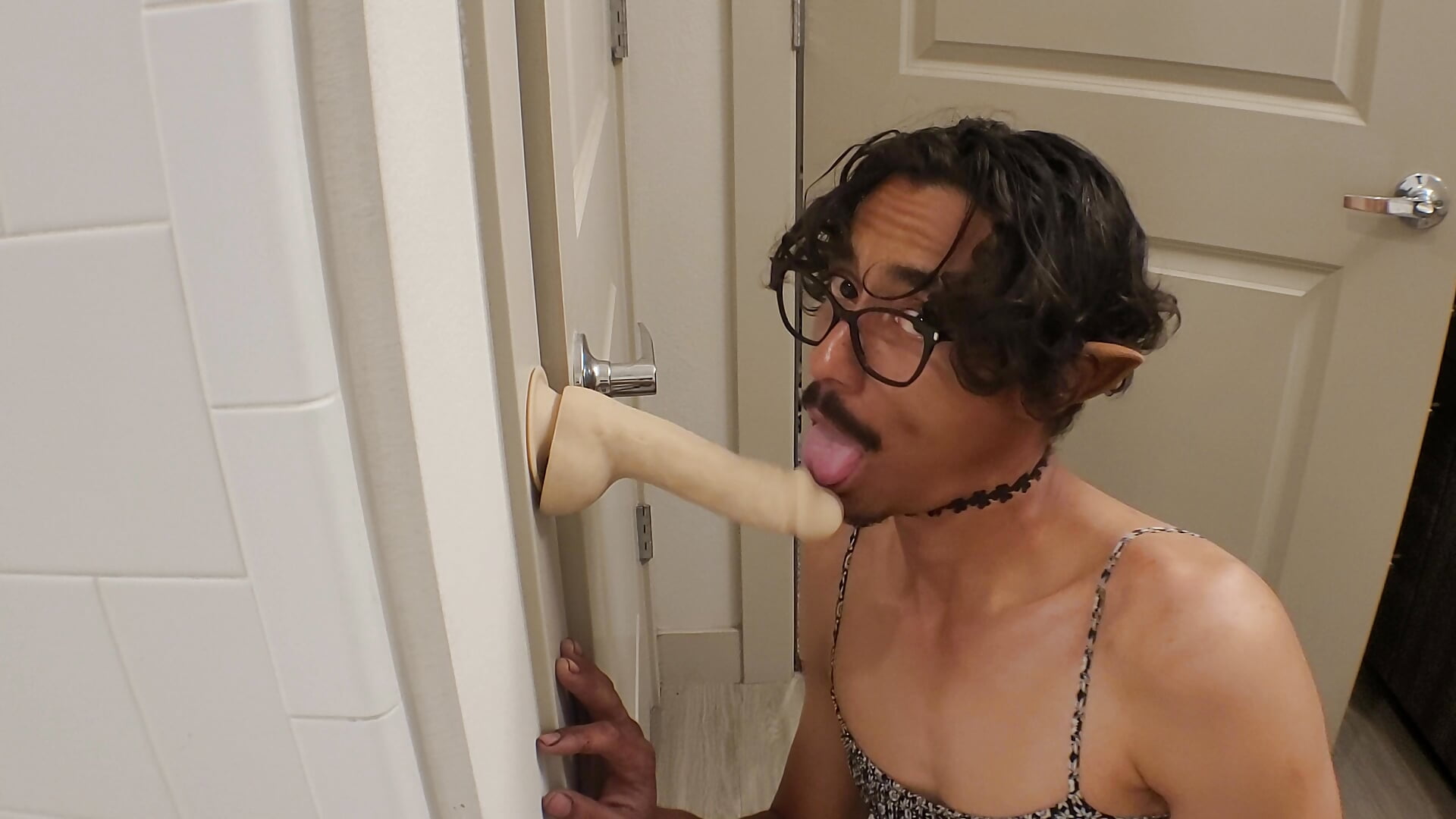 Sexy Femboy CD sucks dildo - video by Sissy_Fujiko cam model