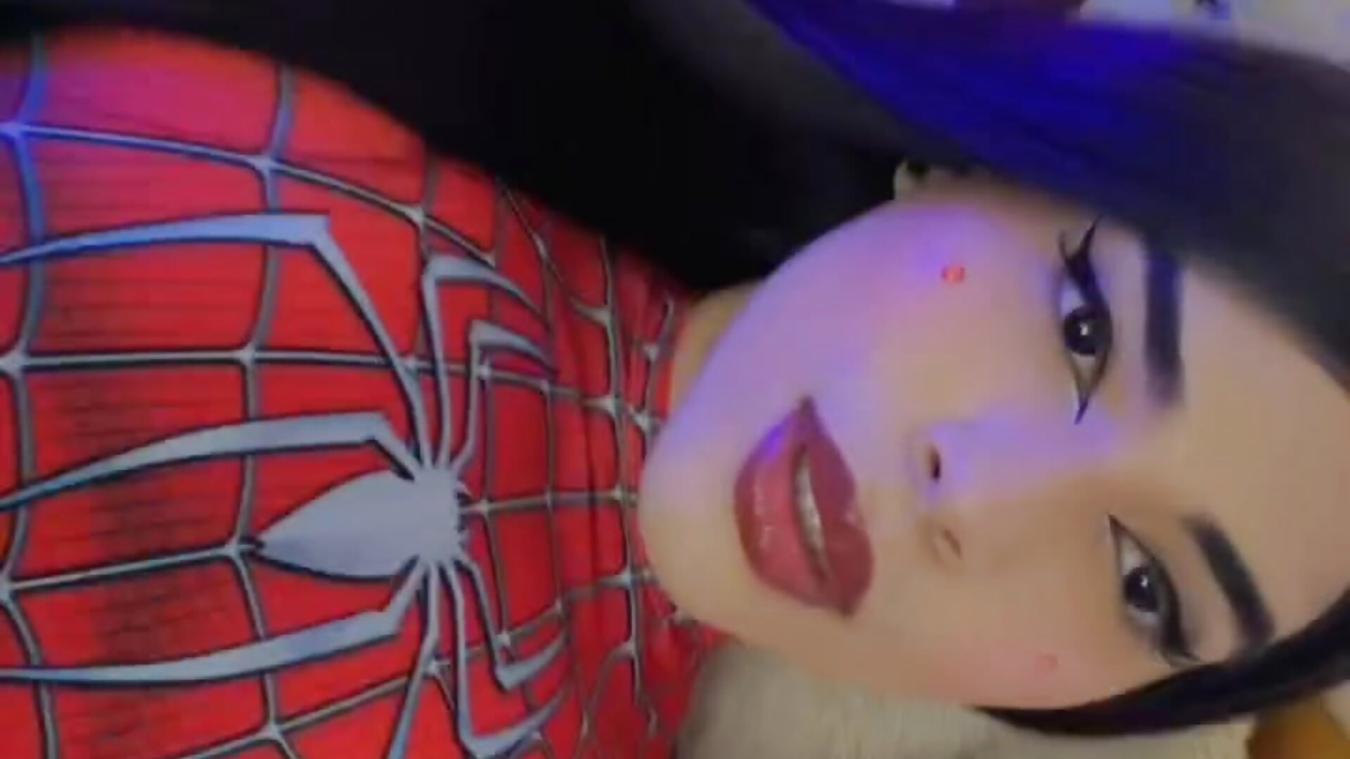 I can be your sexy spider girl - BeckyAnders 캠 모델의 동영상