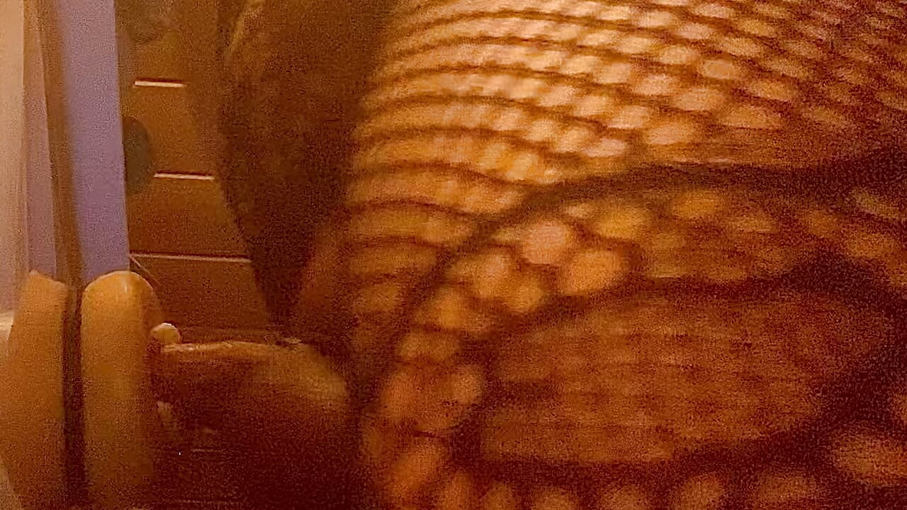 Blowing clouds while pocket pussy pounding - Video von Juantabigcock@xh Cam-Model