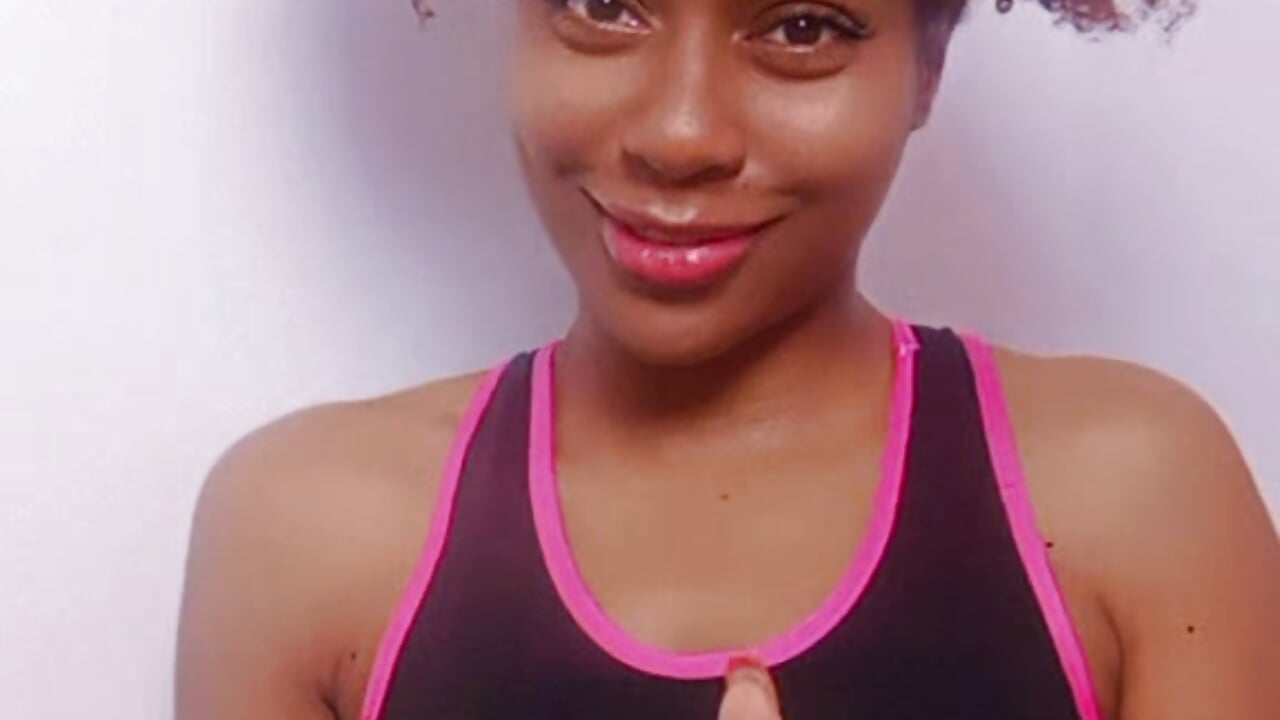 profile-intro-video-1772514931 - فيديو من thaimy_ موديل الكام