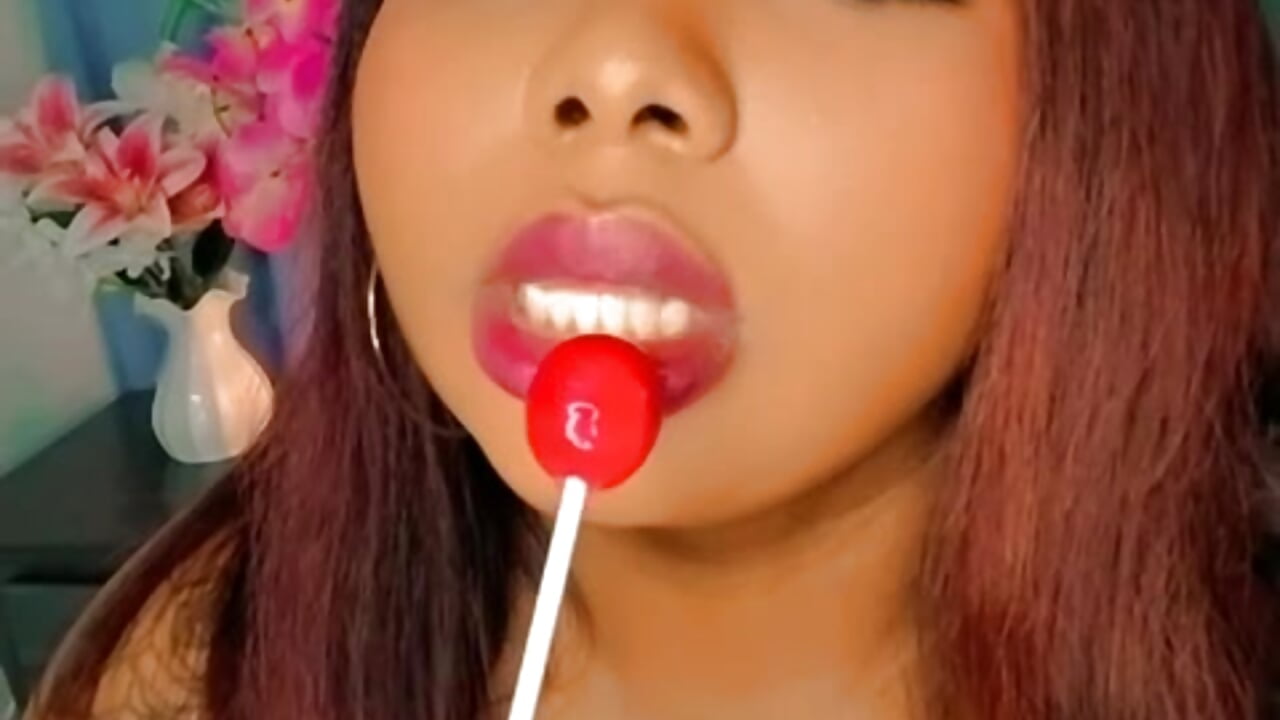 SUCKING - video by angelGgold cam model