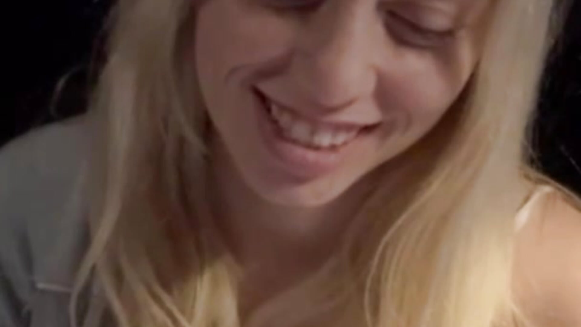 My broadcast from behind the wheel of my car – видео вебкам-модели AnikaBest