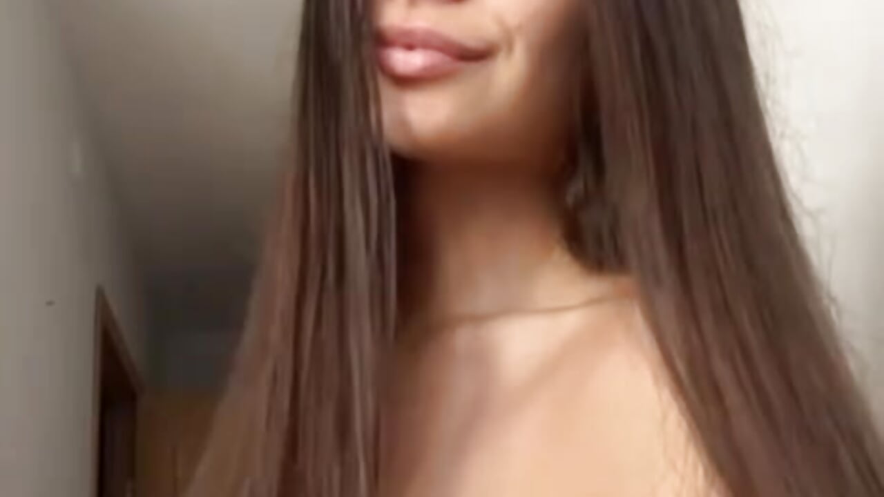 video_2025-09-04_14-04-33 - video di Xgf0 modella di cam