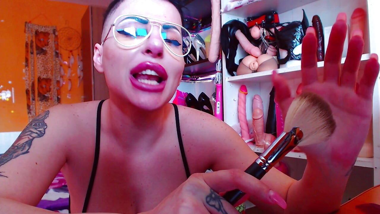 ASMR ❤ - vidéo du modèle de showcams cuminmenowbbyx