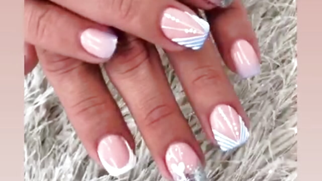 Enjoy my hands and nails loves. - video by Leisygirl cam model