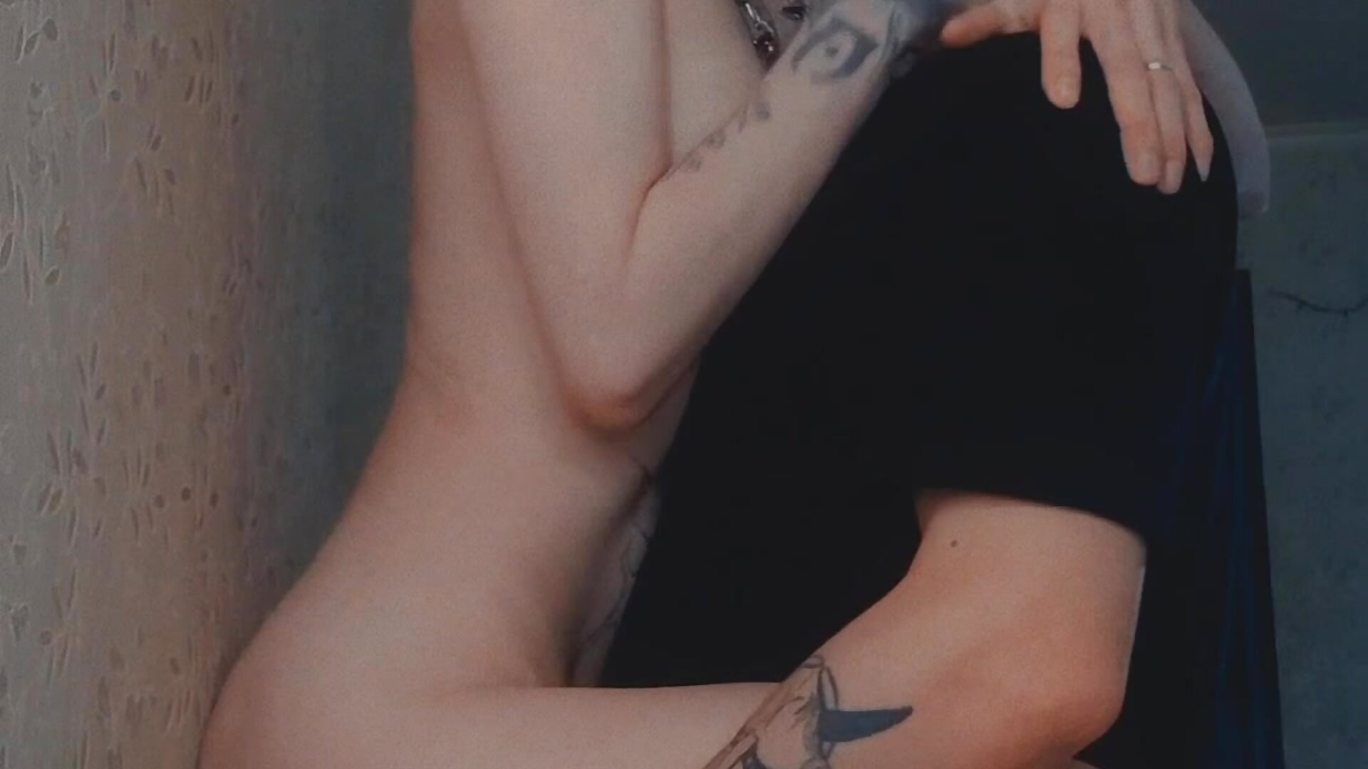 hot kisses - Vídeo de M_transguy, modelo de vídeos