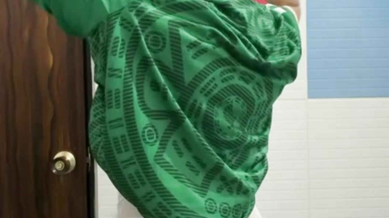 More? - video by Bellapazzia cam model